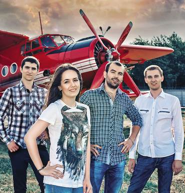 П'ятикурсники Академії знялися для обкладинки журналу «Я, студент»